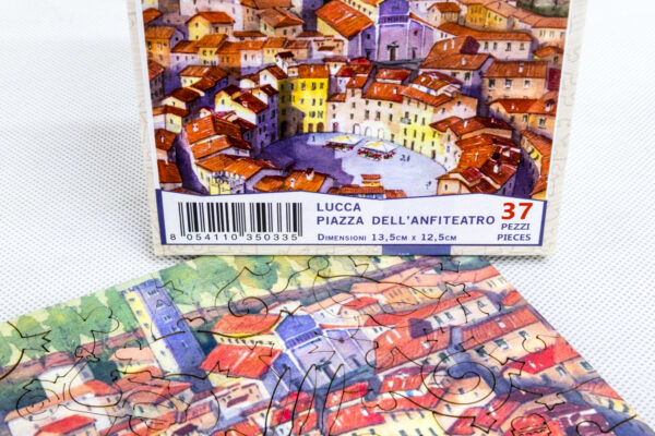 Toscana-Lucca-Piazza-Anfiteatro-puzzle-di-legno